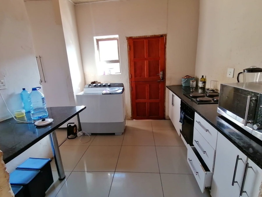 5 Bedroom Property for Sale in Tlhabane West North West